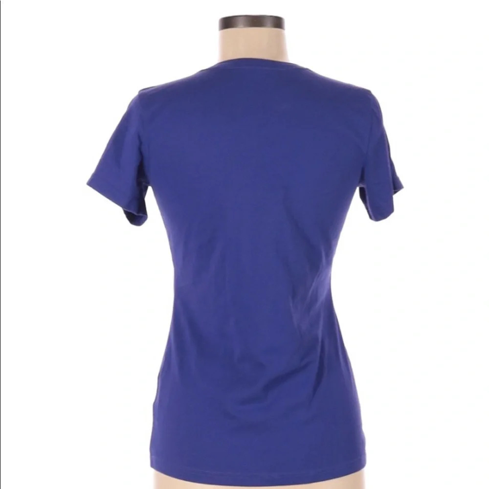 Nike Dri Fit purple medium slim fit gym/tennis top - Picture 2 of 6